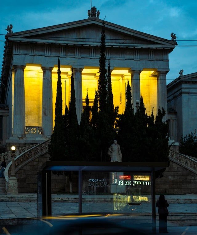 athens hop on hop off bus combo ticket: headout